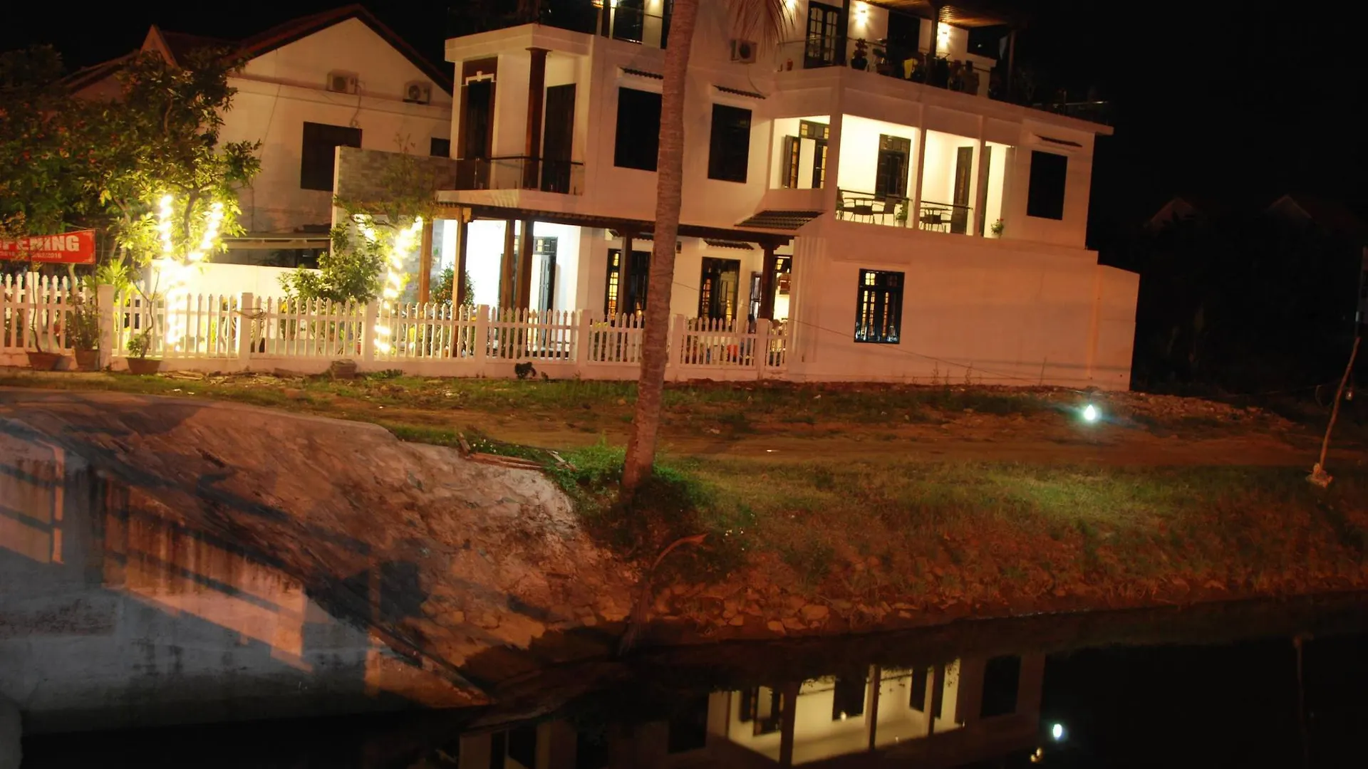Azalea Homestay Hoi An